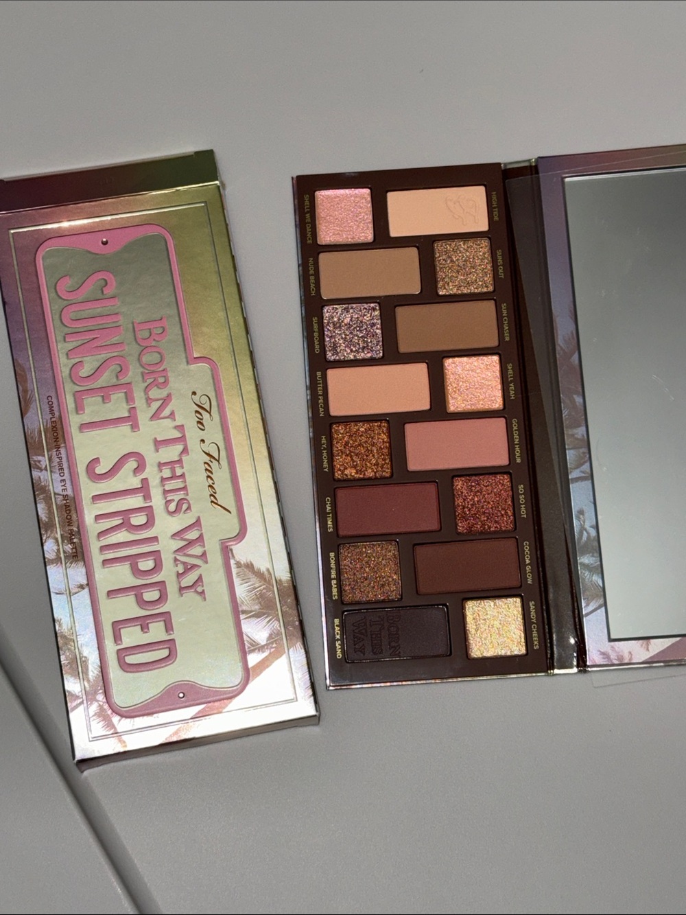Too faced born this way sunset eye shadow palette